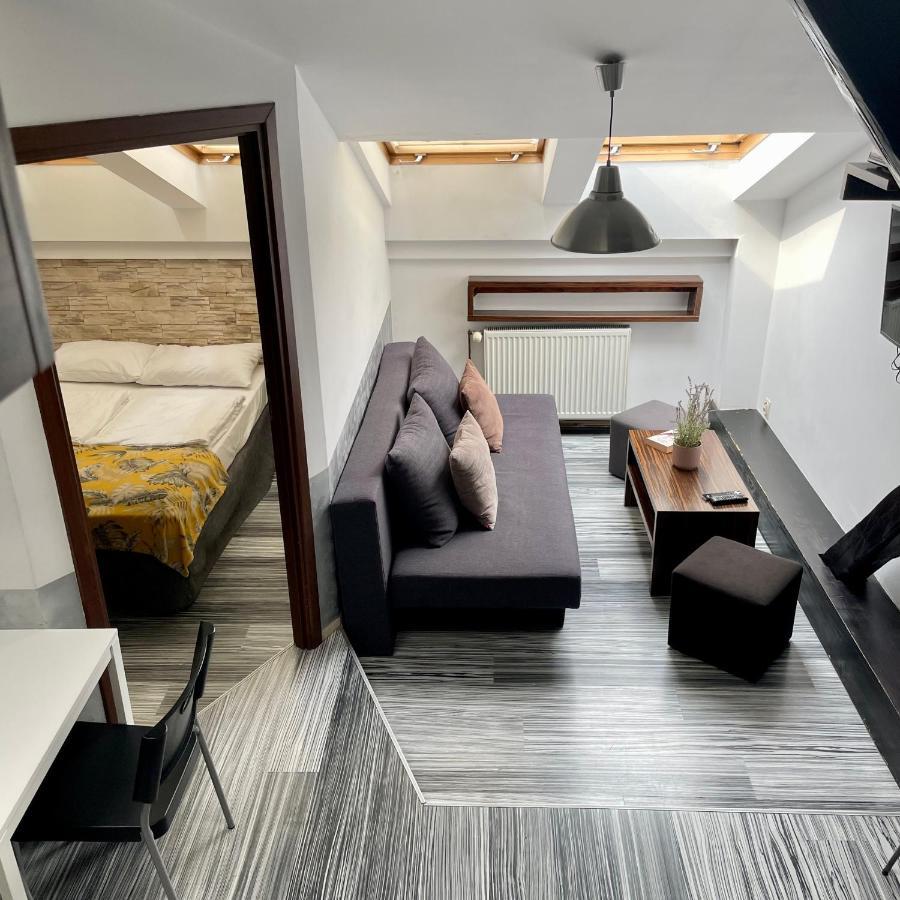 Stay Here Cracovie Extérieur photo