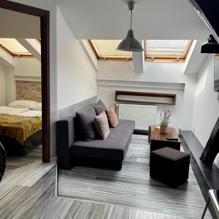 Stay Here Cracovie Extérieur photo