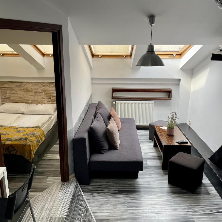 Stay Here Cracovie Extérieur photo
